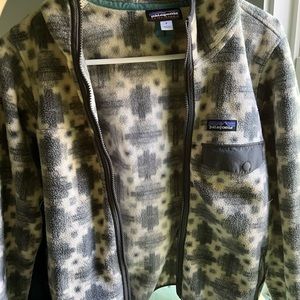 Patagonia Men’s size S